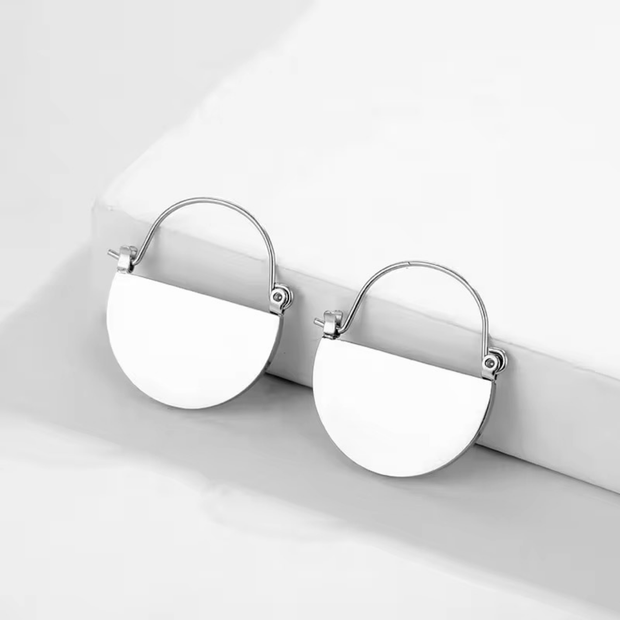 Gwen Earrings